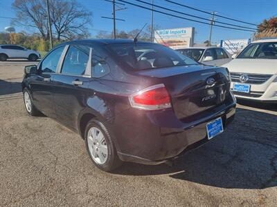 2010 Ford Focus S   - Photo 7 - Cincinnati, OH 45231