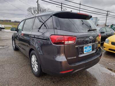 2016 Kia Sedona LX   - Photo 7 - Cincinnati, OH 45231