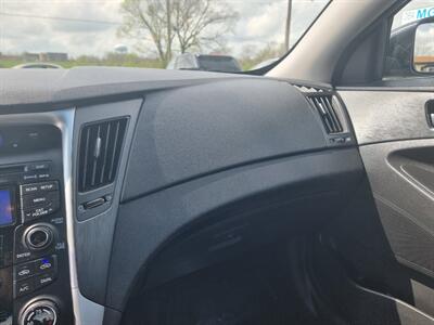 2012 Hyundai SONATA SE 2.0T   - Photo 15 - Cincinnati, OH 45231