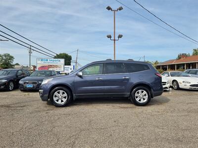 2014 Chevrolet Traverse LT   - Photo 2 - Cincinnati, OH 45231