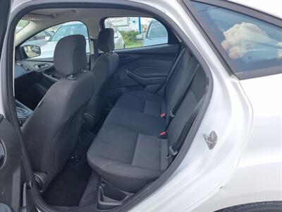 2015 Ford Focus S   - Photo 22 - Cincinnati, OH 45231