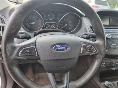 2015 Ford Focus S   - Photo 12 - Cincinnati, OH 45231