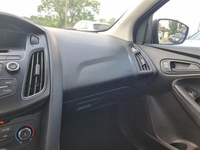 2015 Ford Focus S   - Photo 18 - Cincinnati, OH 45231