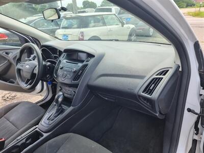2015 Ford Focus S   - Photo 27 - Cincinnati, OH 45231