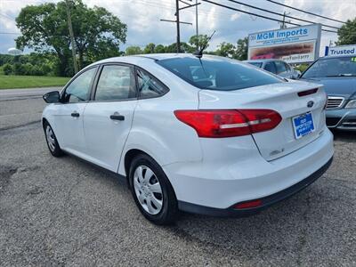 2015 Ford Focus S   - Photo 7 - Cincinnati, OH 45231