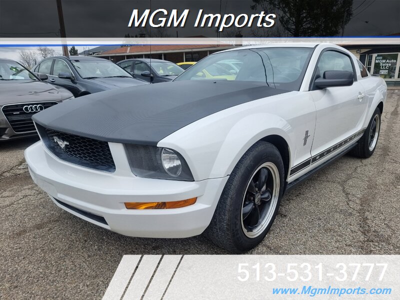2007 Ford Mustang V6 Deluxe - Photo 1 - Cincinnati, OH 45231