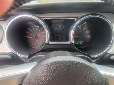 2007 Ford Mustang V6 Deluxe   - Photo 13 - Cincinnati, OH 45231