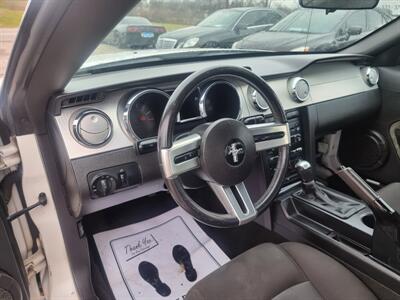 2007 Ford Mustang V6 Deluxe   - Photo 9 - Cincinnati, OH 45231