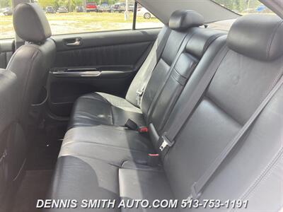 2004 Toyota Camry SE V6   - Photo 18 - Amelia, OH 45102