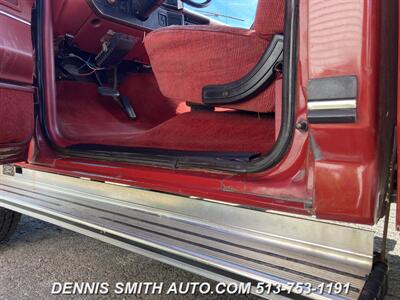 1989 Ford F-250 XLT Lariat   - Photo 22 - Amelia, OH 45102