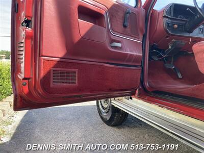 1989 Ford F-250 XLT Lariat   - Photo 21 - Amelia, OH 45102