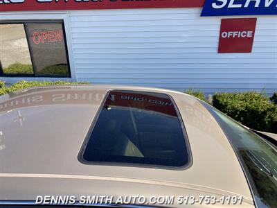 2001 Toyota Avalon XLS   - Photo 8 - Amelia, OH 45102