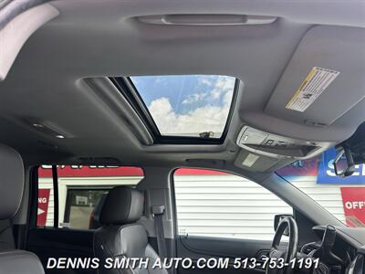 2015 Chevrolet Suburban LT   - Photo 13 - Amelia, OH 45102