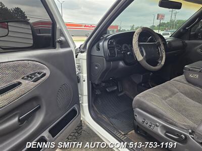 1998 Dodge Ram 2500 ST   - Photo 38 - Amelia, OH 45102