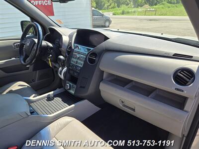 2011 Honda Pilot EX-L w/Navi   - Photo 12 - Amelia, OH 45102