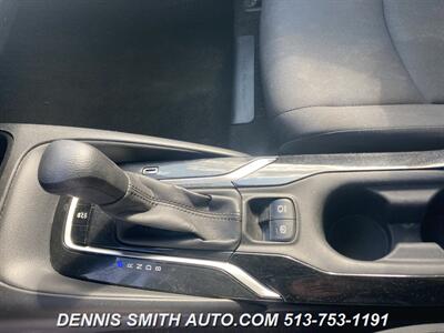2020 Toyota Corolla LE   - Photo 18 - Amelia, OH 45102