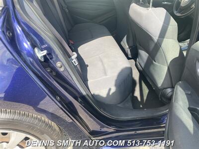 2020 Toyota Corolla LE   - Photo 10 - Amelia, OH 45102