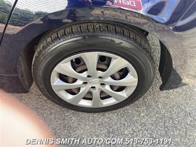 2020 Toyota Corolla LE   - Photo 24 - Amelia, OH 45102