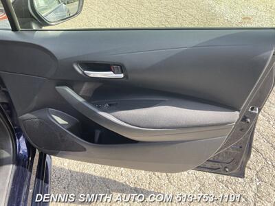 2020 Toyota Corolla LE   - Photo 12 - Amelia, OH 45102
