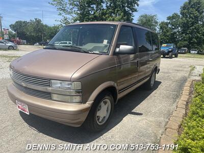 1995 Chevrolet Astro CL   - Photo 3 - Amelia, OH 45102