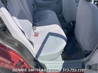1994 Saturn SL1   - Photo 8 - Amelia, OH 45102