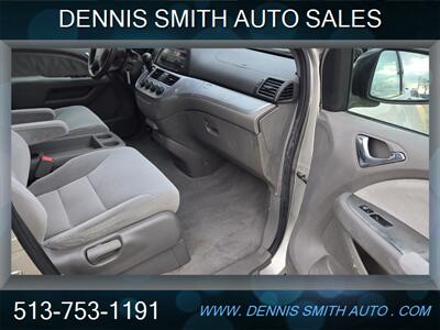 2009 Honda Odyssey LX   - Photo 12 - Amelia, OH 45102