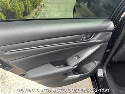 2018 Honda Accord LX   - Photo 14 - Amelia, OH 45102