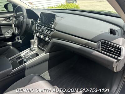 2018 Honda Accord LX   - Photo 10 - Amelia, OH 45102