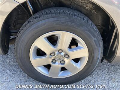 2005 Toyota Sienna CE 7 Passenger   - Photo 9 - Amelia, OH 45102