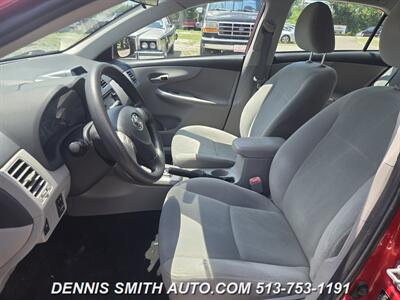 2013 Toyota Corolla LE   - Photo 17 - Amelia, OH 45102