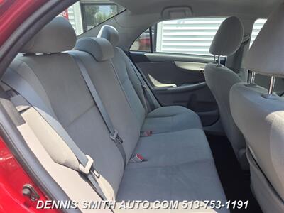 2013 Toyota Corolla LE   - Photo 13 - Amelia, OH 45102