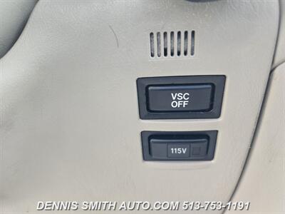 2000 Toyota Avalon XLS   - Photo 42 - Amelia, OH 45102