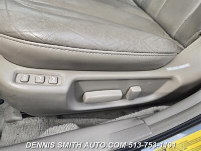 2000 Toyota Avalon XLS   - Photo 33 - Amelia, OH 45102