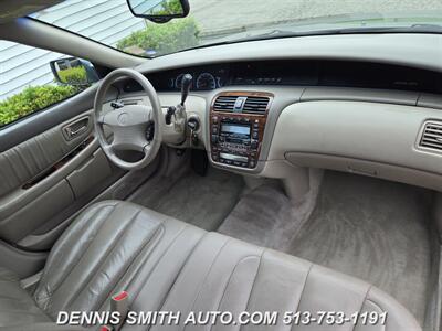 2000 Toyota Avalon XLS   - Photo 21 - Amelia, OH 45102