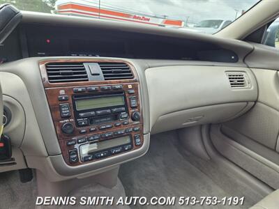 2000 Toyota Avalon XLS   - Photo 36 - Amelia, OH 45102