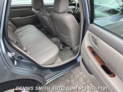 2000 Toyota Avalon XLS   - Photo 22 - Amelia, OH 45102