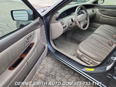 2000 Toyota Avalon XLS   - Photo 29 - Amelia, OH 45102