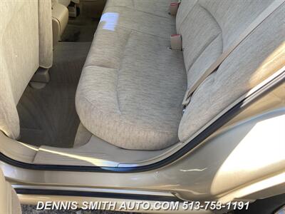 2005 Buick LeSabre Custom   - Photo 19 - Amelia, OH 45102