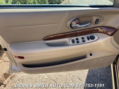 2005 Buick LeSabre Custom   - Photo 18 - Amelia, OH 45102