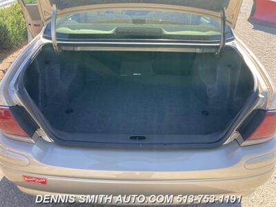 2005 Buick LeSabre Custom   - Photo 21 - Amelia, OH 45102