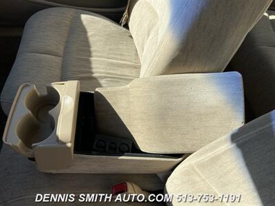 2005 Buick LeSabre Custom   - Photo 15 - Amelia, OH 45102