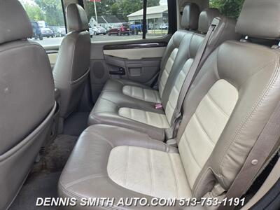 2004 Ford Explorer Eddie Bauer   - Photo 9 - Amelia, OH 45102