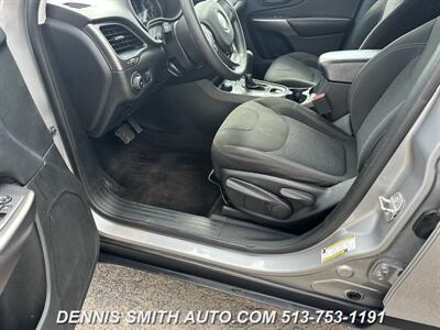 2019 Jeep Cherokee Latitude   - Photo 15 - Amelia, OH 45102