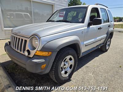 2005 Jeep Liberty Sport   - Photo 3 - Amelia, OH 45102