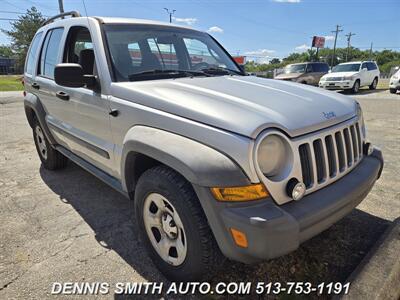 2005 Jeep Liberty Sport   - Photo 1 - Amelia, OH 45102