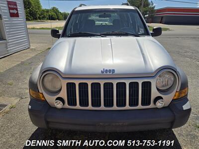 2005 Jeep Liberty Sport   - Photo 2 - Amelia, OH 45102