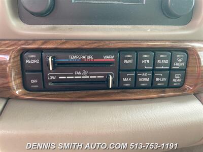 2002 Buick LeSabre Custom   - Photo 30 - Amelia, OH 45102