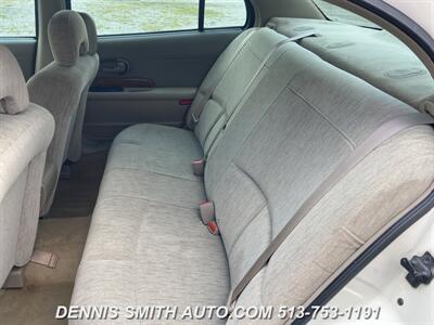2002 Buick LeSabre Custom   - Photo 26 - Amelia, OH 45102