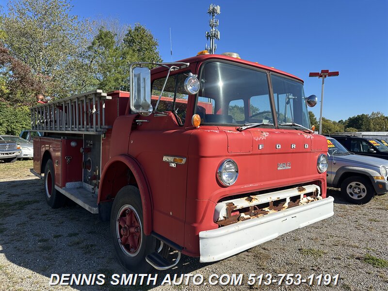 1979 Ford C800 C800  FIRE PUMPER TRUCK - Photo 1 - Amelia, OH 45102