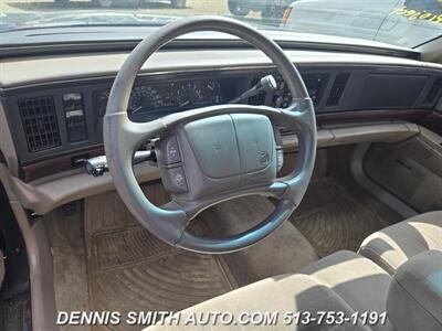 1999 Buick LeSabre Custom   - Photo 10 - Amelia, OH 45102